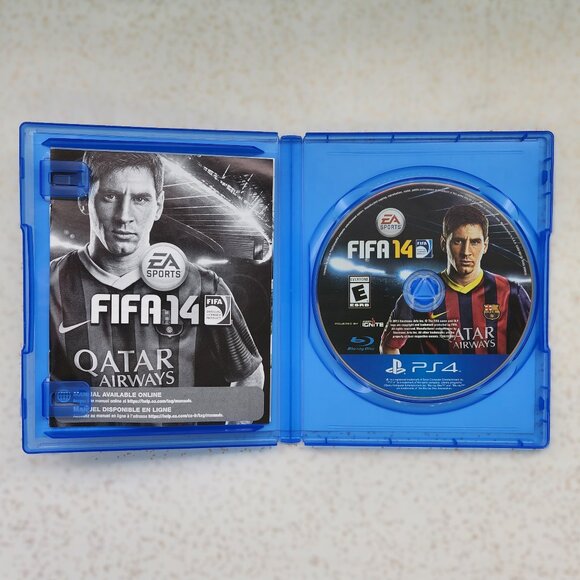 FIFA 14 PS4 Game - Picture 2 of 4